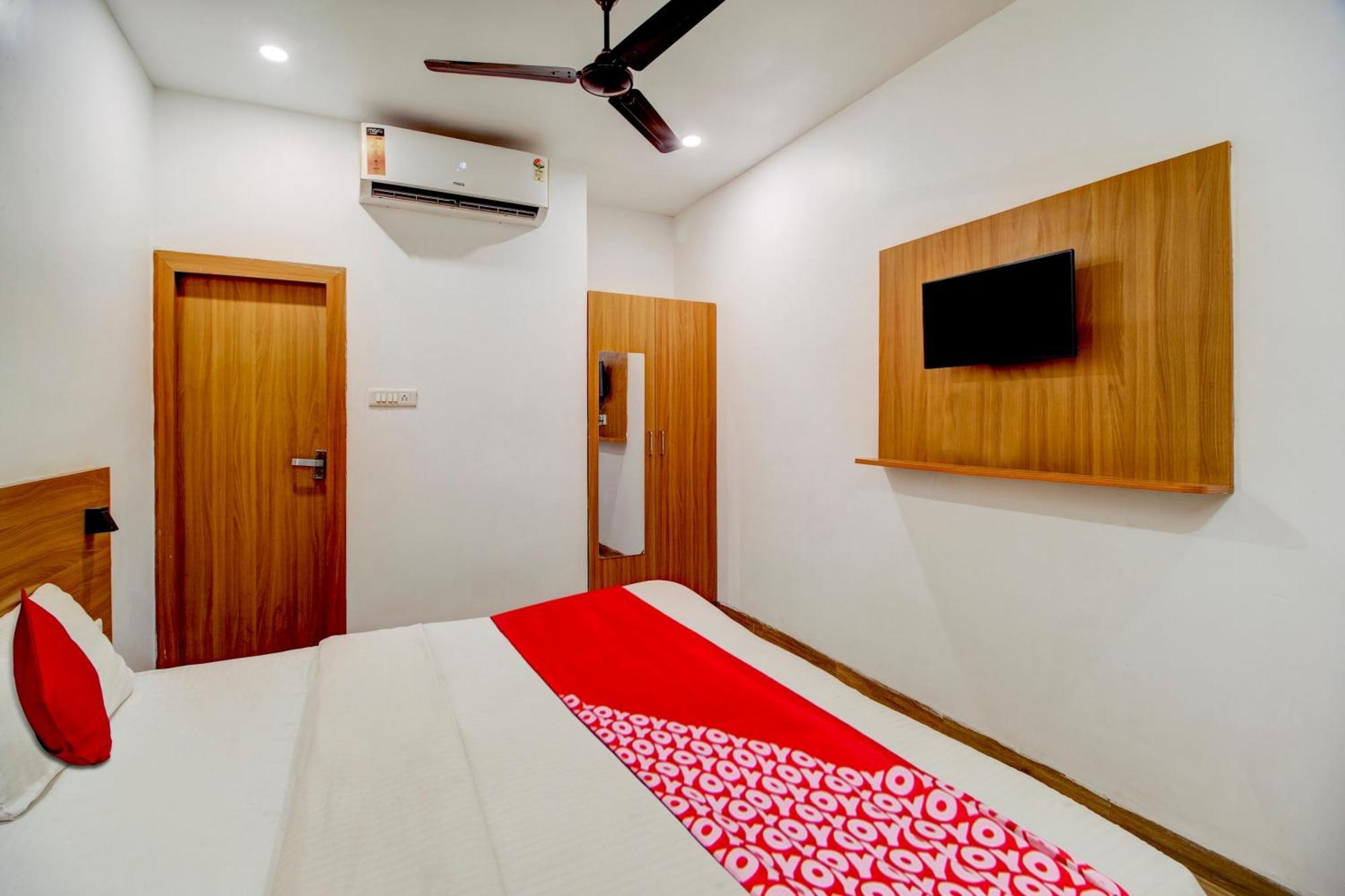 Hotel O Hill View Residency Near Aca Stadium Guwahati Exteriör bild