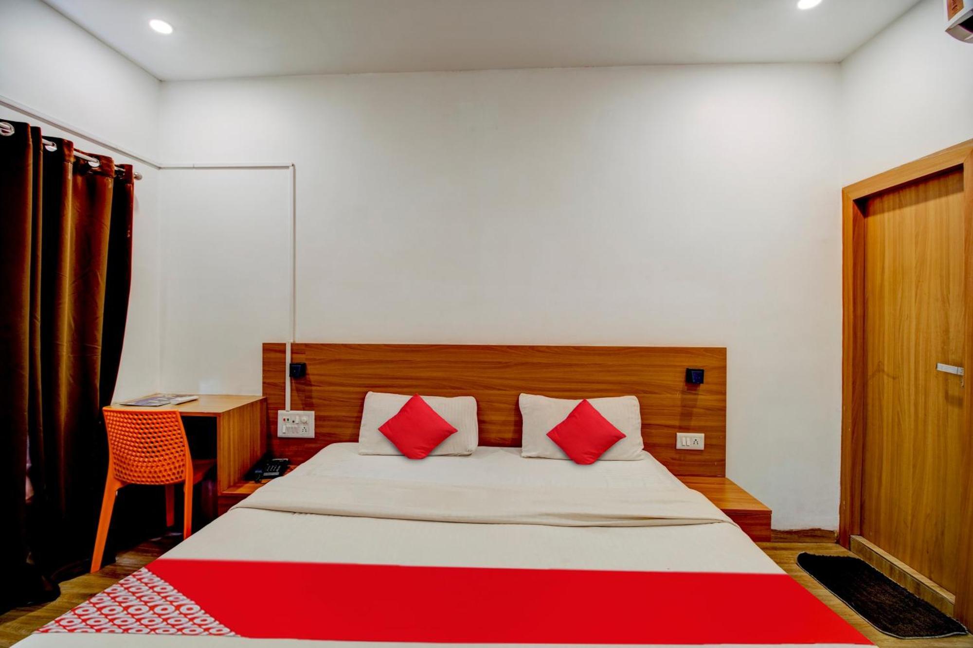 Hotel O Hill View Residency Near Aca Stadium Guwahati Exteriör bild