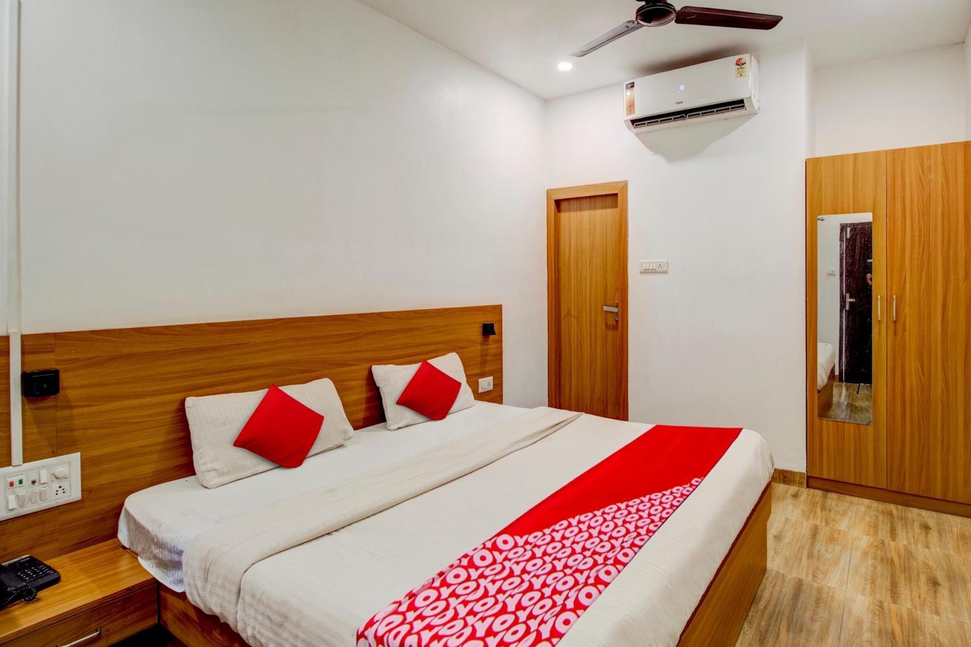Hotel O Hill View Residency Near Aca Stadium Guwahati Exteriör bild