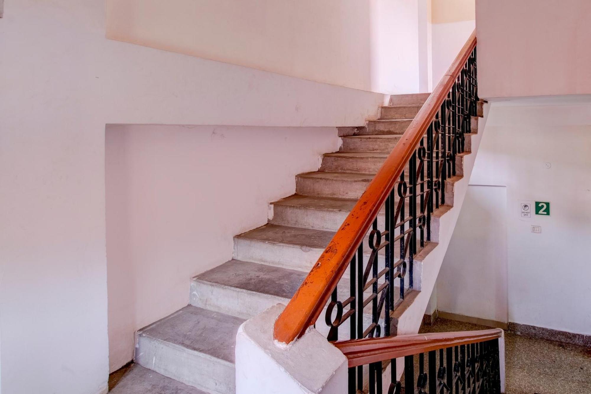 Hotel O Hill View Residency Near Aca Stadium Guwahati Exteriör bild